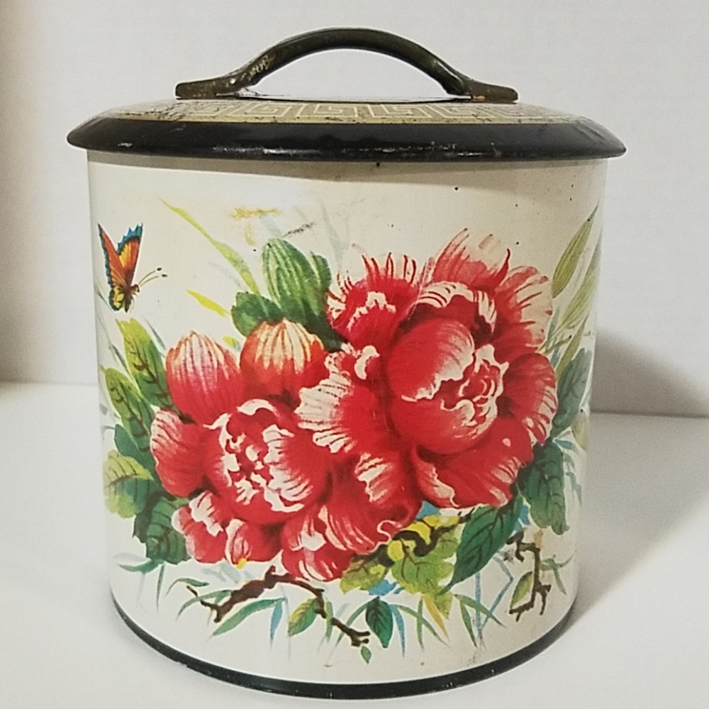 Vintage Metal 6 MB Great Britain Tin Canister